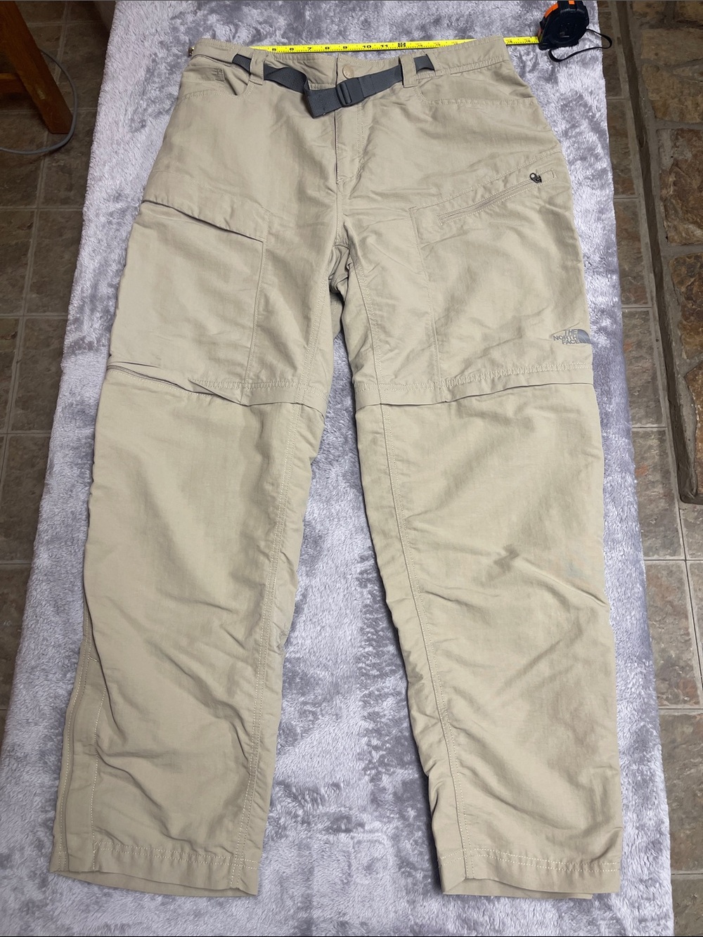 The North Face Men’s Tan Cargo Hiking Pants with Integrated Belt